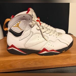 Jordan’s 7s men used size 8.5